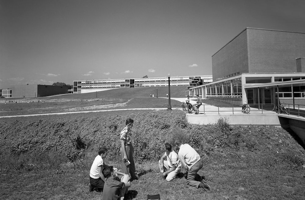 High School Exterior View from Front – Oak Ridge High School -1951