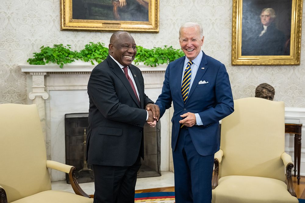 President Joe Biden greets South African President Cyril Ramaphosa, Friday, September 16, 2022, in the Oval Office of the…