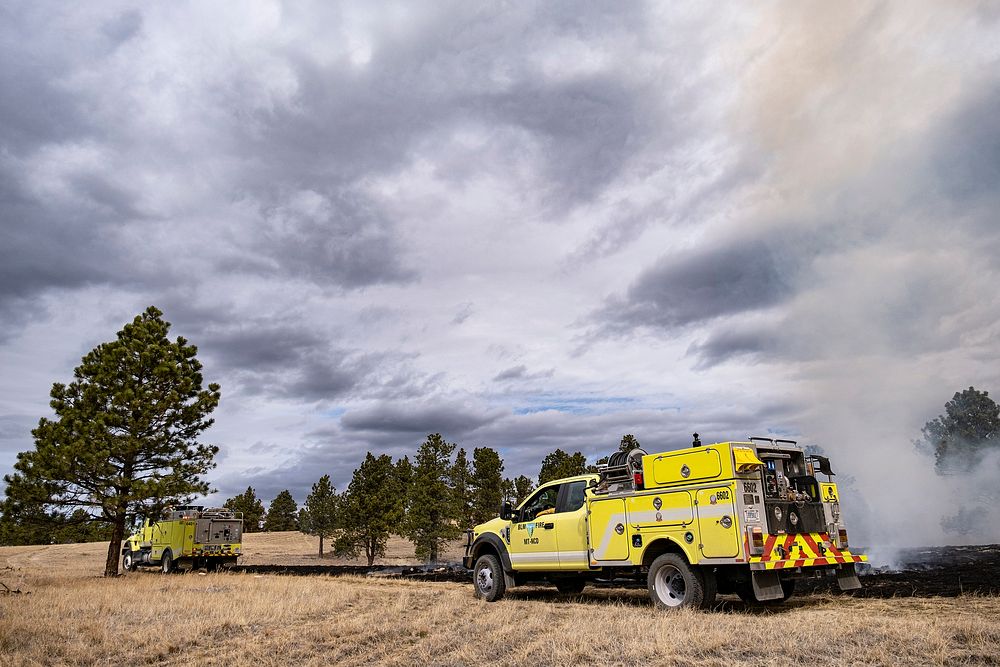 2022 BLM Fire Employee Photo Contest Category - EnginesThe 2022 "Silver Spur" 40-acre joint-effort prescribed fire with BLM…