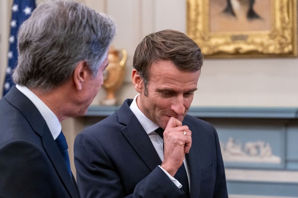 Secretary Blinken Chats With French President MacronSecretary of State Antony J. Blinken chats with French President…