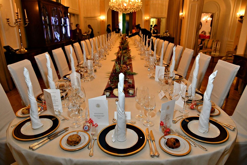Amerikanische Botschaft Thanksgiving Dinner 22.11.2022