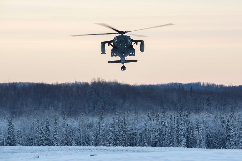 Alaska Army National Guard aviators support UAA Army ROTC field training exerciseAn Alaska Army National Guard UH-60L Black…