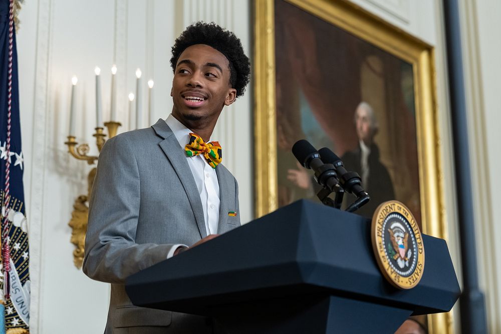 DuWayne Portis Jr., Youth Leader at Chicago Youth Service Corps and High School Senior at Lindblom Math and Science Academy…