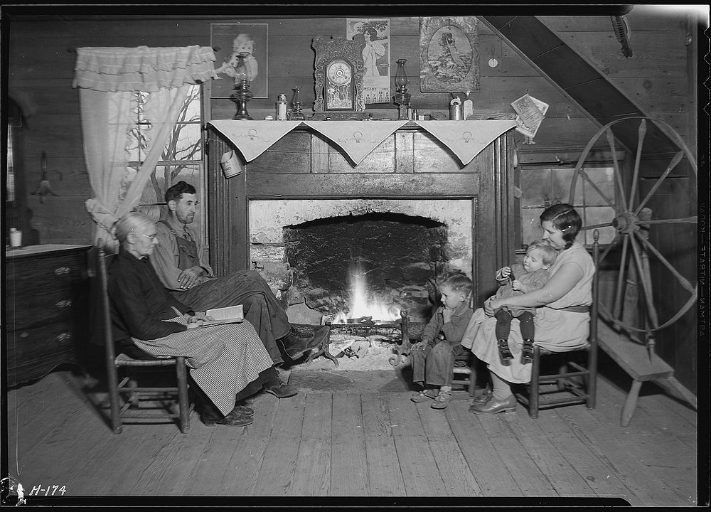 Another view of the interior of the home of Mrs. Jacob Stooksbury, Loyston, Tennessee, November 1933. Photographer: Hine…