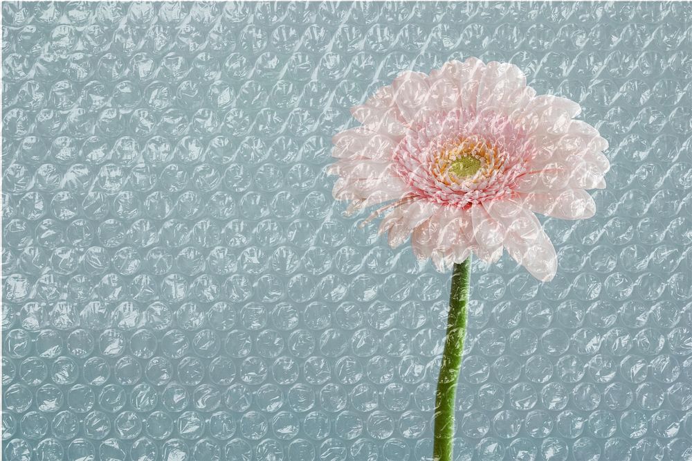 Flower with bubble wrap effect