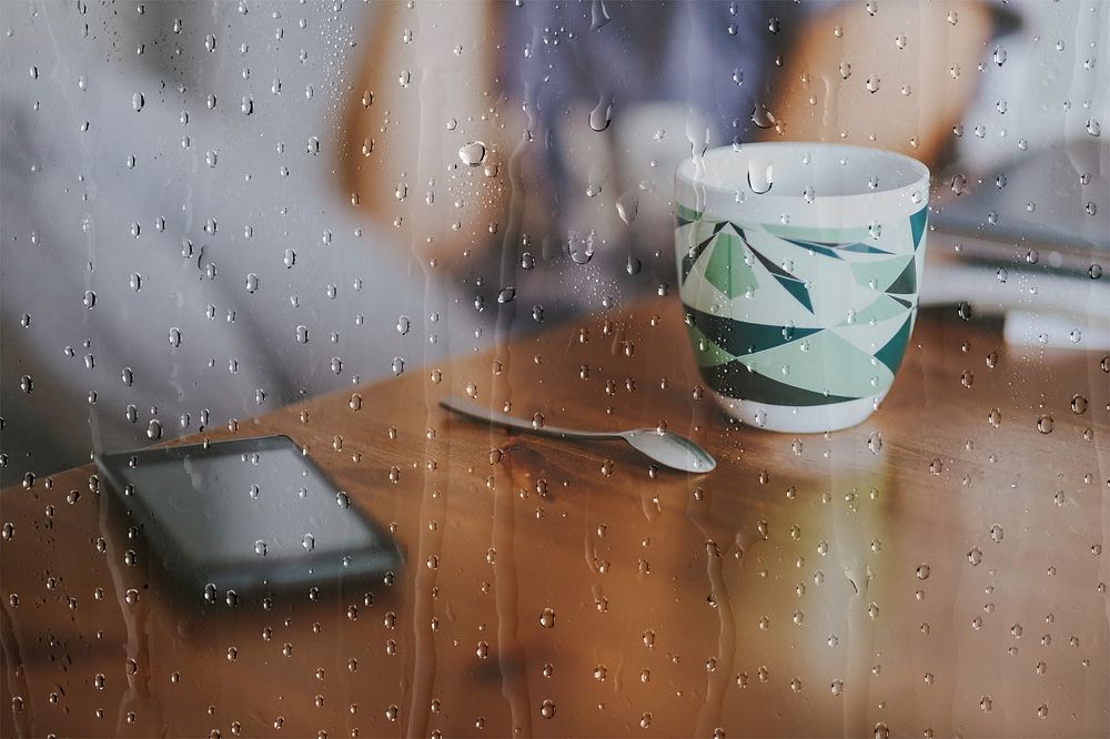 Coffee table with rain effect