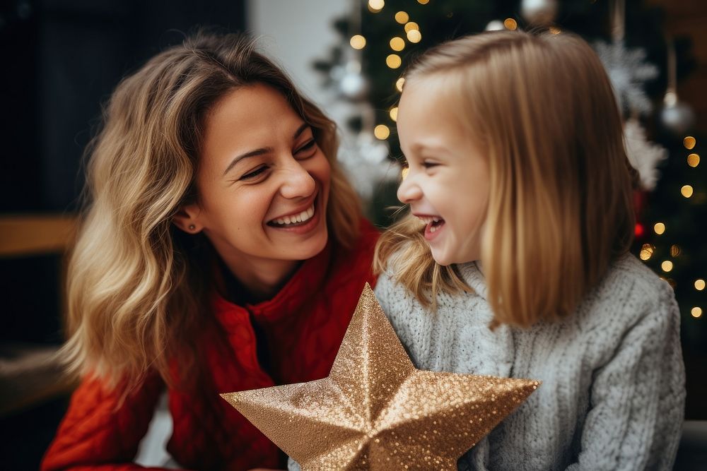 Put star Christmas tree christmas Free Photo rawpixel