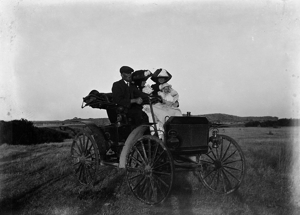 A country drive (December 1914) by Fred Brockett.