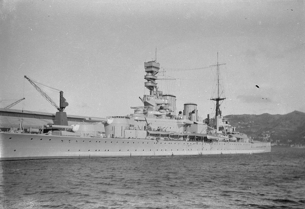 Battlecruiser HMS Renown moored at Wellington wharf (1920-1930) by Roland Searle.