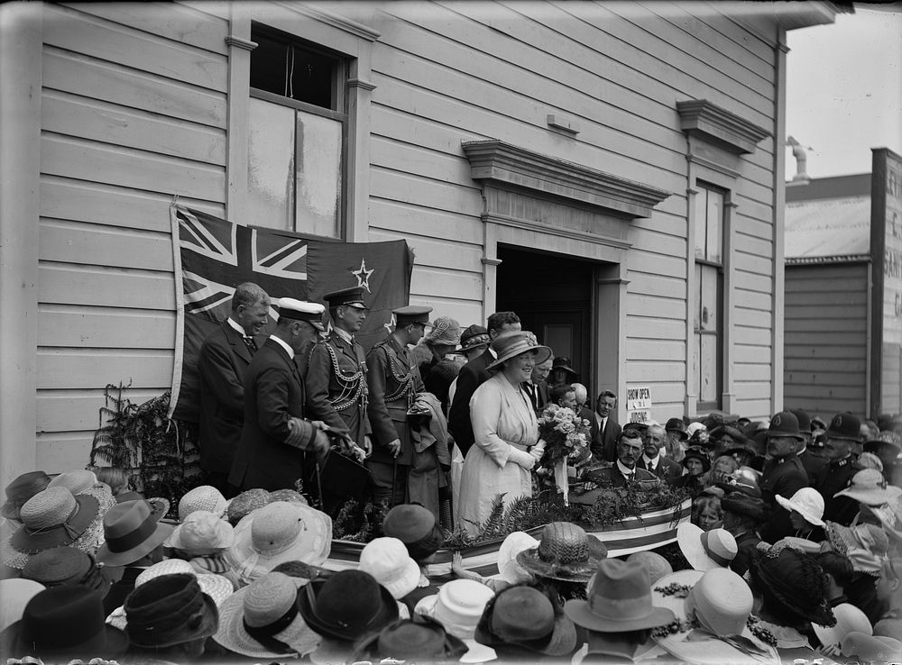 Lord Jellicoe's visit to Levin - 25 November 1921 (25 November 1921) by Leslie Adkin.