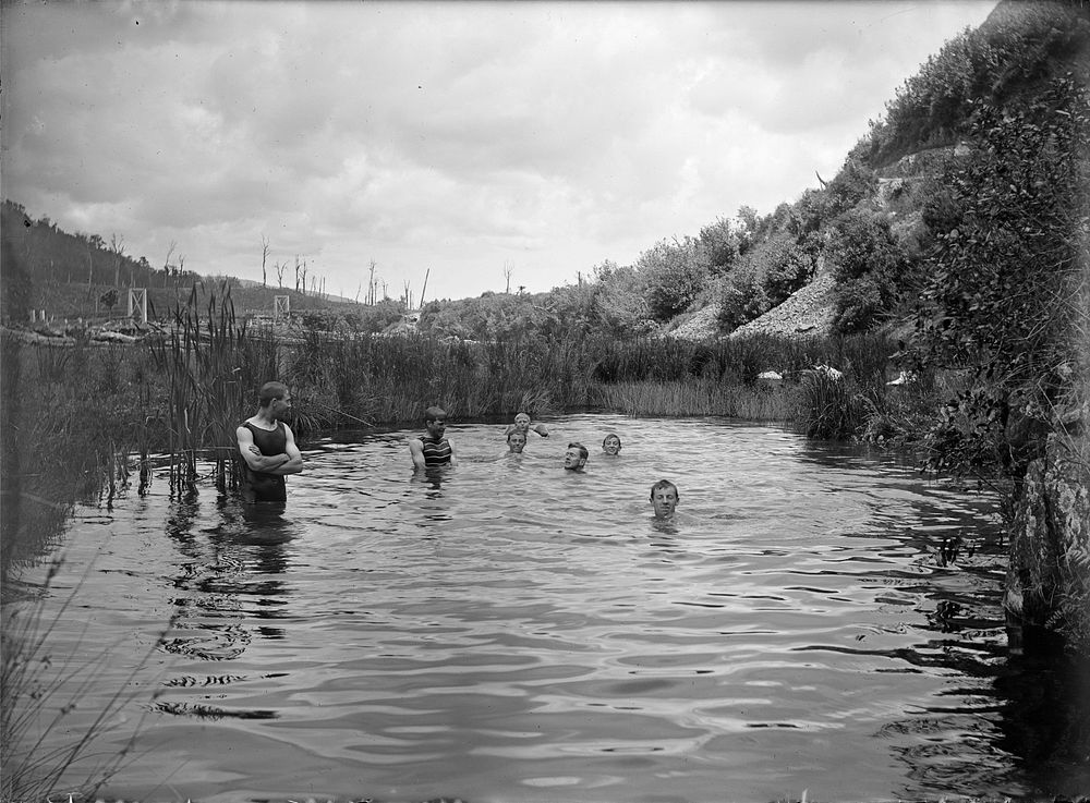 Bathing in a pool on the river flat (25 December 1910) by Leslie Adkin.