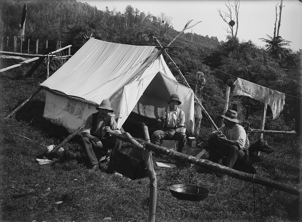 Farm labourers by Leslie Adkin.