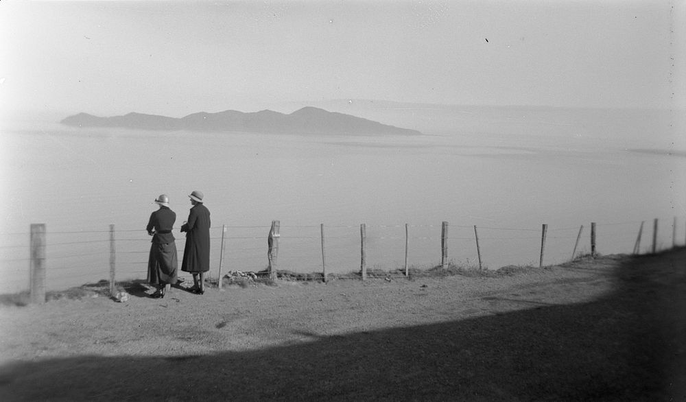 Kapiti (with point of Kenakena on right) from the top of Paekakariki Hill (6) (16 January 1933) by Leslie Adkin.