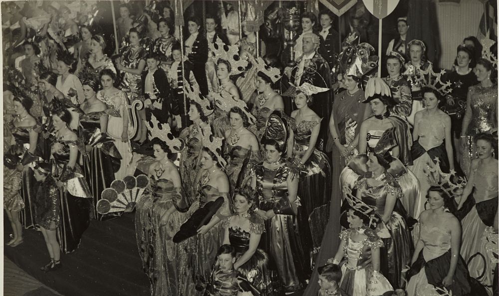 Queens and princesses, Victory Queen Carnival grand finale (June 1941).