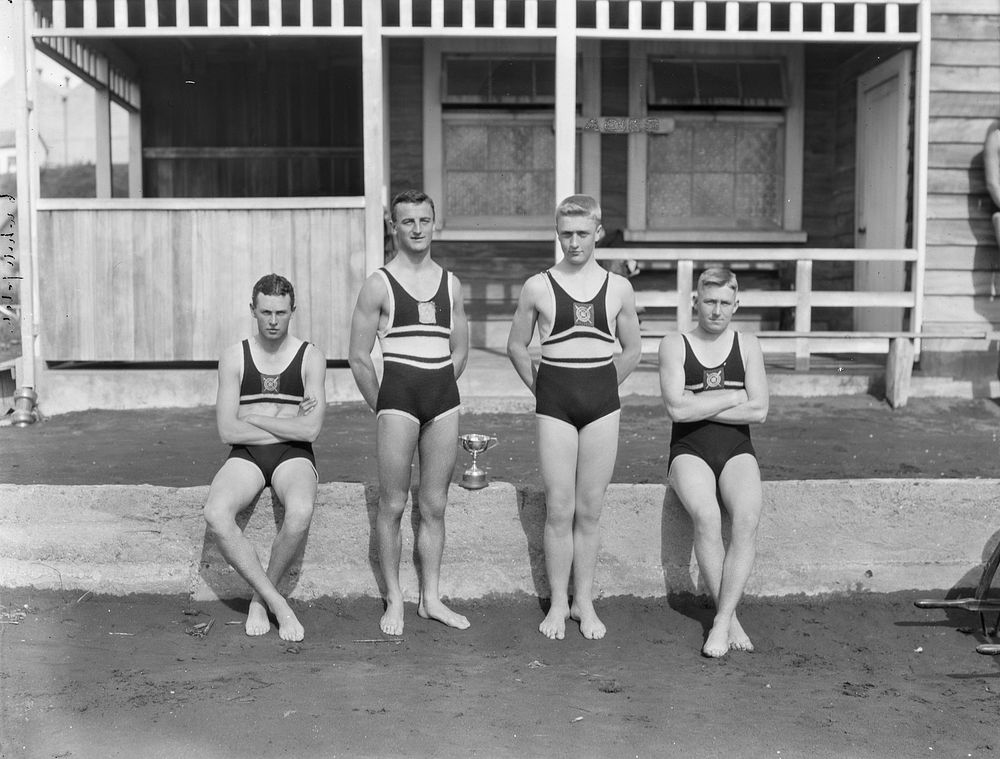 Lifesaving team (1920s-1930s).