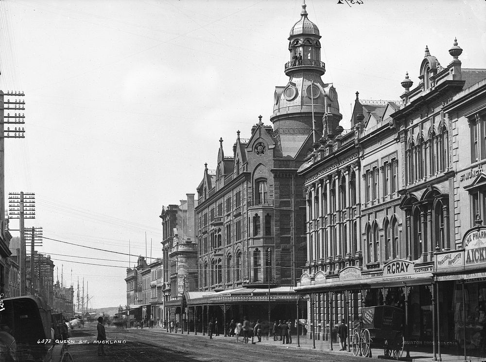 Queen Street, Auckland (1880s) by Burton Brothers.