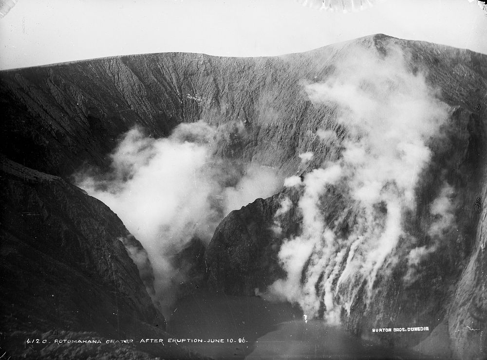 Rotomahana crater, after eruption June 10 1886 (1886) by Burton Brothers and Frederick Muir.