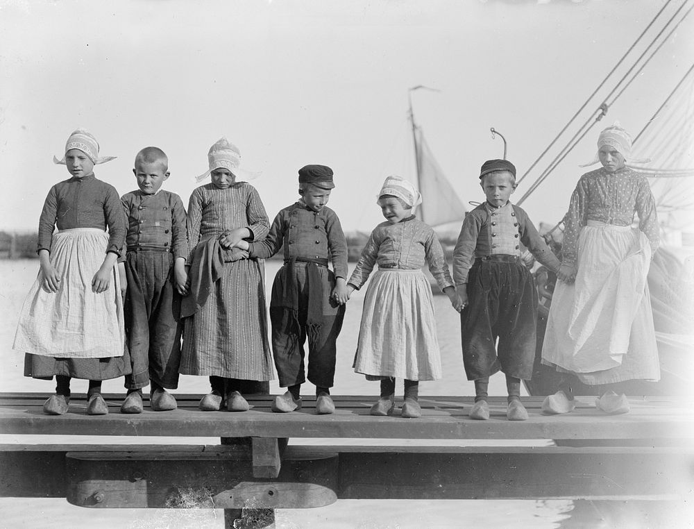 Group of boys and girls by canal (1906-1917) by George Crombie.