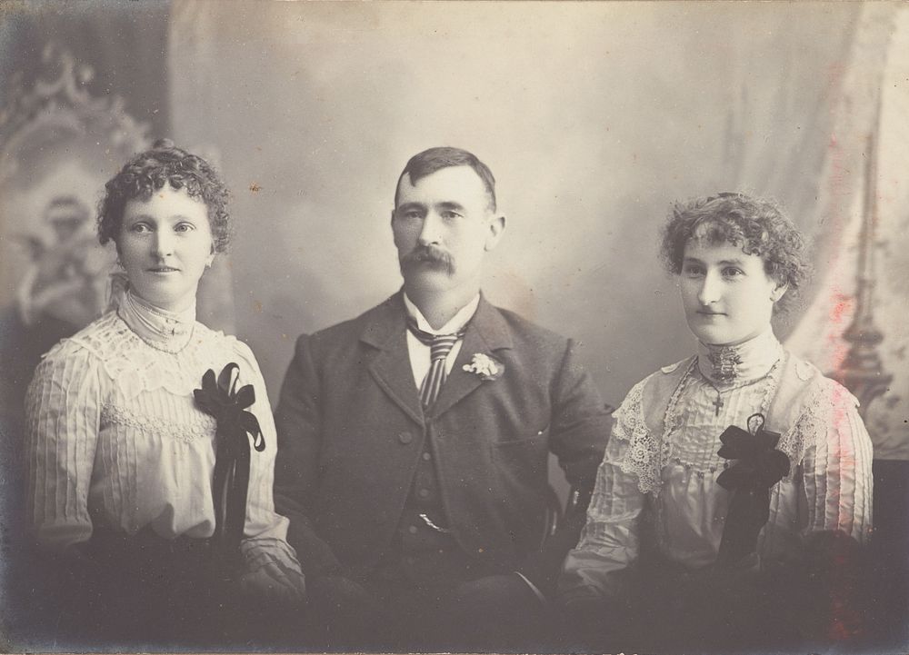 Two women and a man (circa 1901) by Benjamin Cox and Charles Pelham Browne.