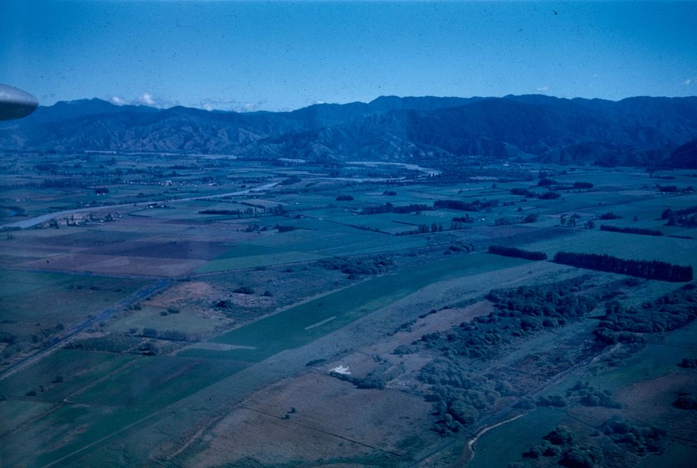 Lower Wairau Plain looking NW towards Tuamarina (24 March 1959) by Leslie Adkin.