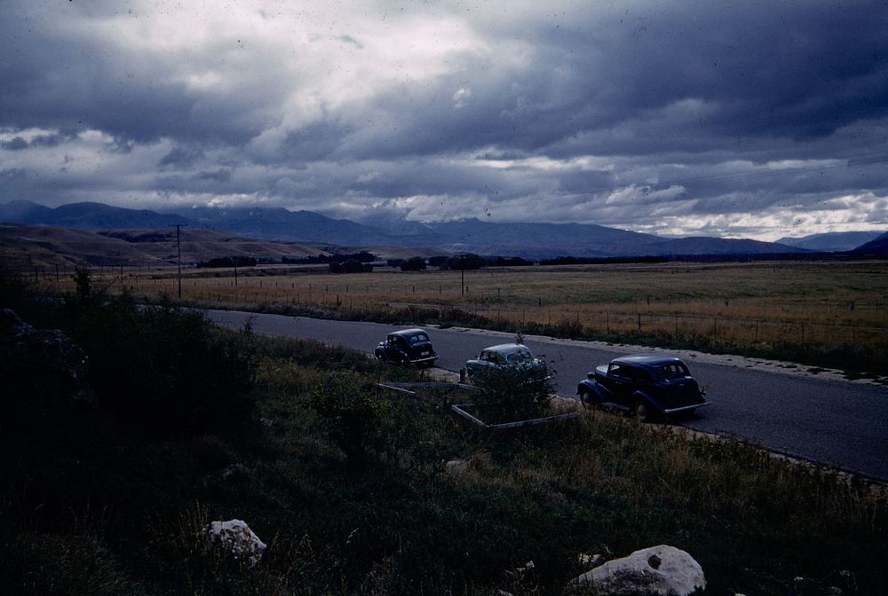 View up the Waitaki Valley from Takiroa to the St Marys Range (cloud capped) ... (24 March 1959-13 April 1959) by Leslie…