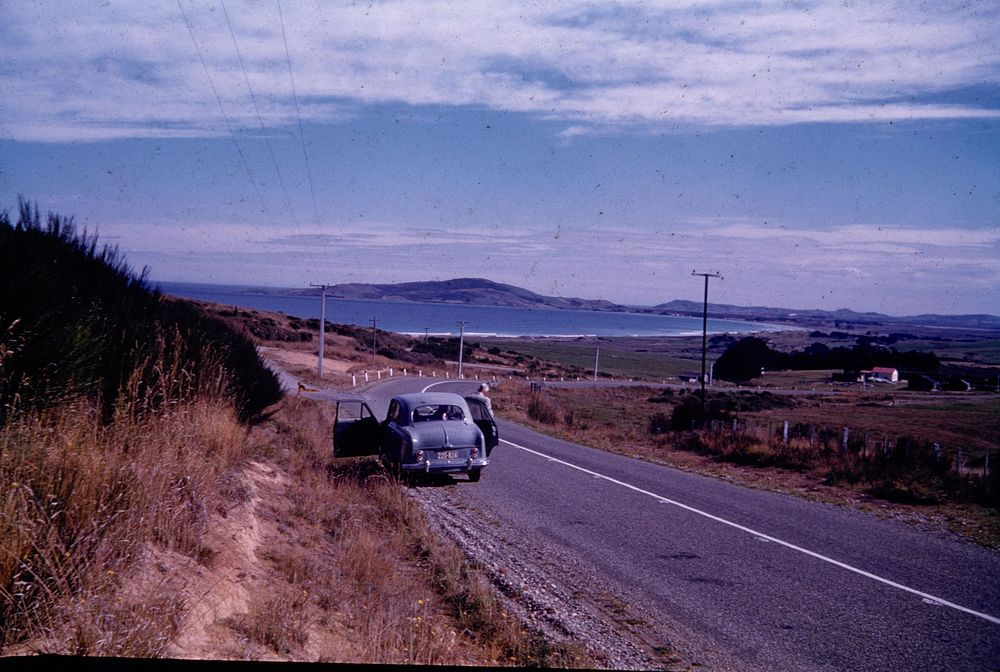 Colac Bay from highway at cast approach (24 March 1959-13 April1959) by Leslie Adkin.