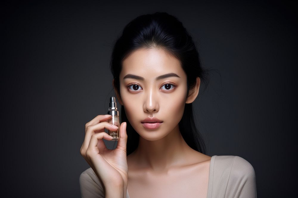 Skincare advertisement portrait applying photo. 