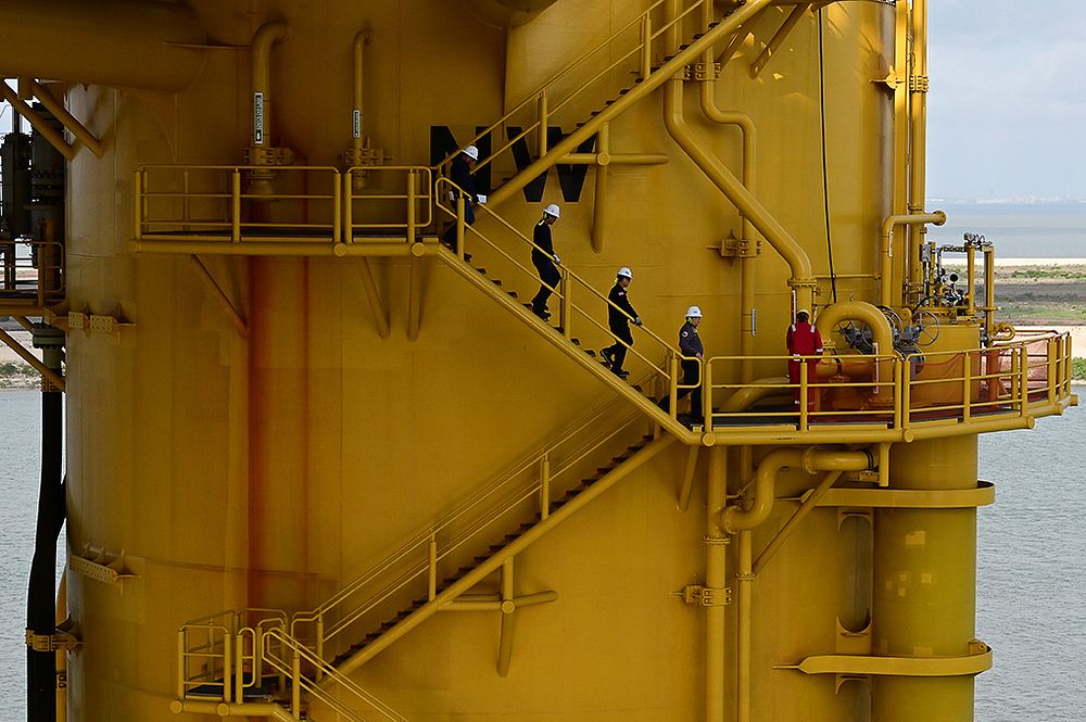 BSEE Conducts Pre-production Inspection of Shell Platform Vito Click here for full story INGLESIDE, Texas – Bureau of Safety…