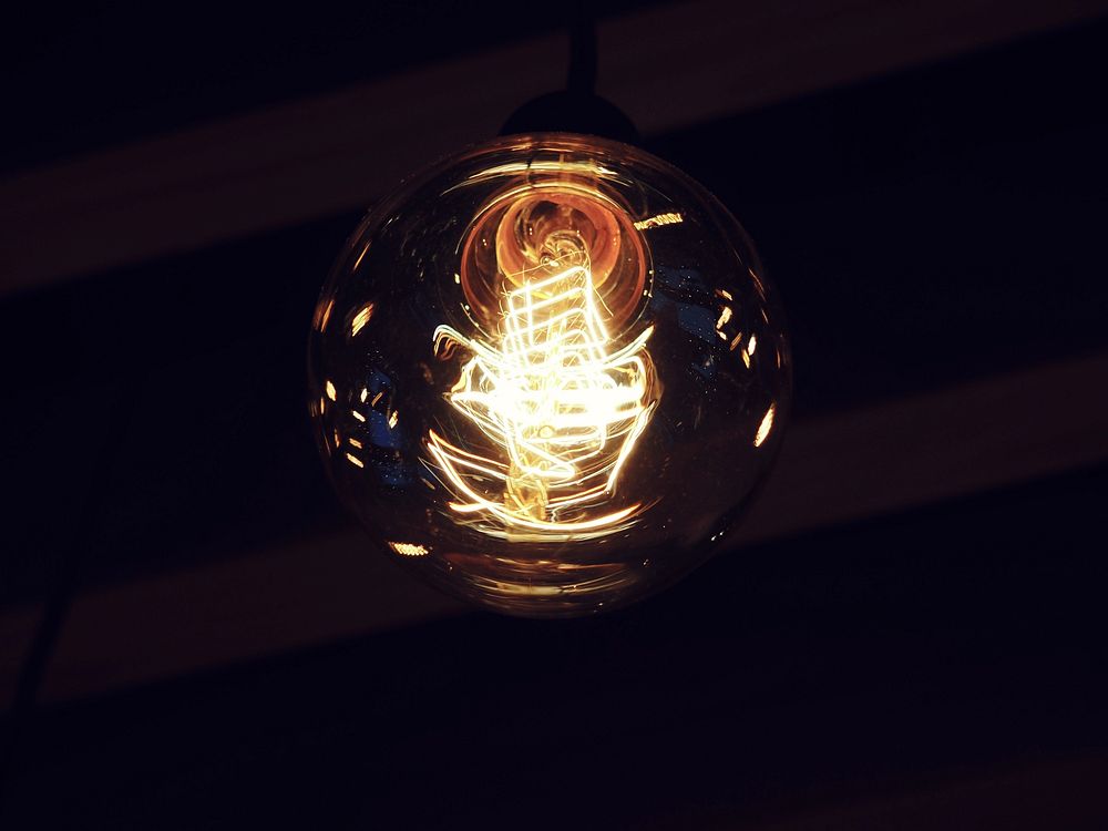 Free light bulb dark image, public domain CC0 photo