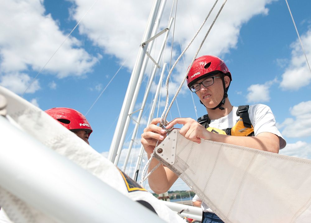 NEW LONDON, Conn. -- Swabs enjoy a "free sail" at the U.S. Coast Guard Academy Waterfront Aug. 14, 2014, where they exercise…