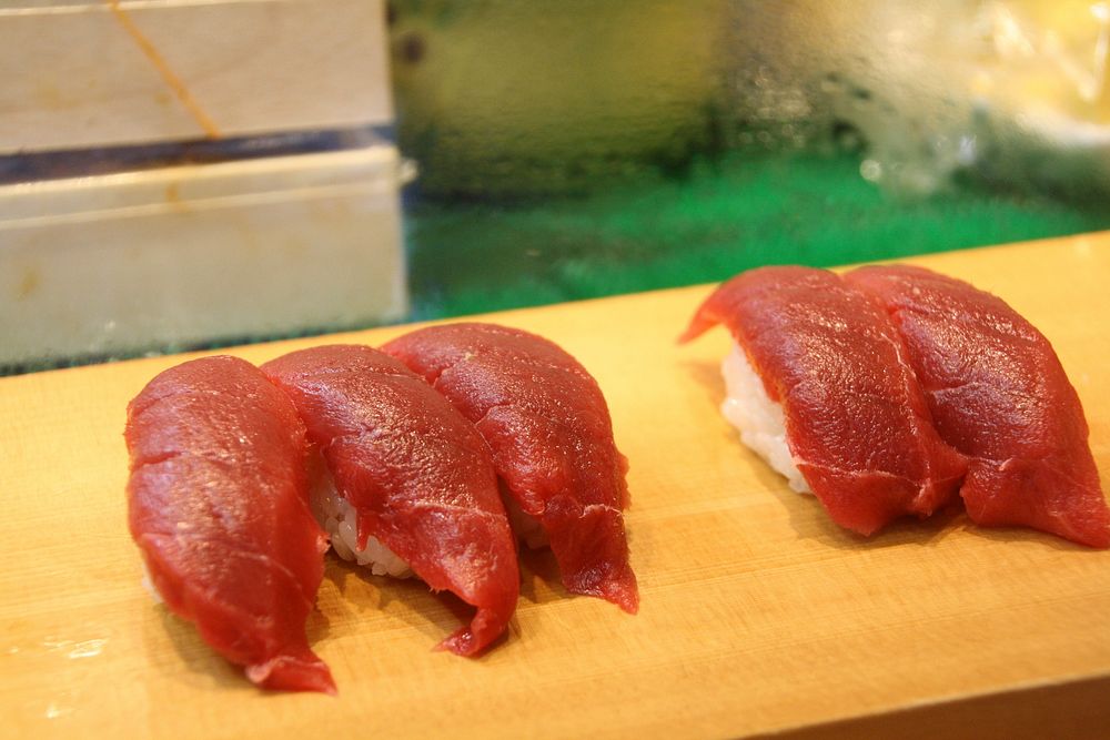 Tuna nigiri, Japanese food. Free public domain CC0 photo.