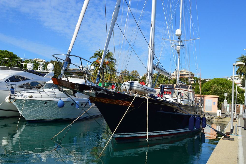 Sailing Boat _Anitibes.