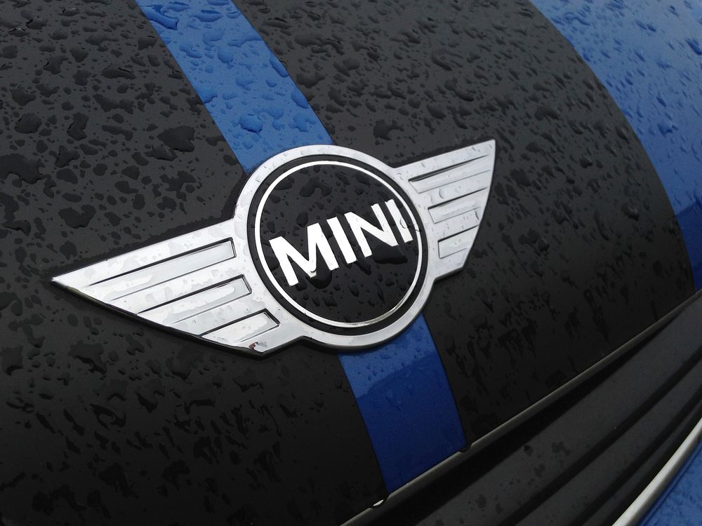 MINI Cooper logo, location unknown, 30/06/2016
