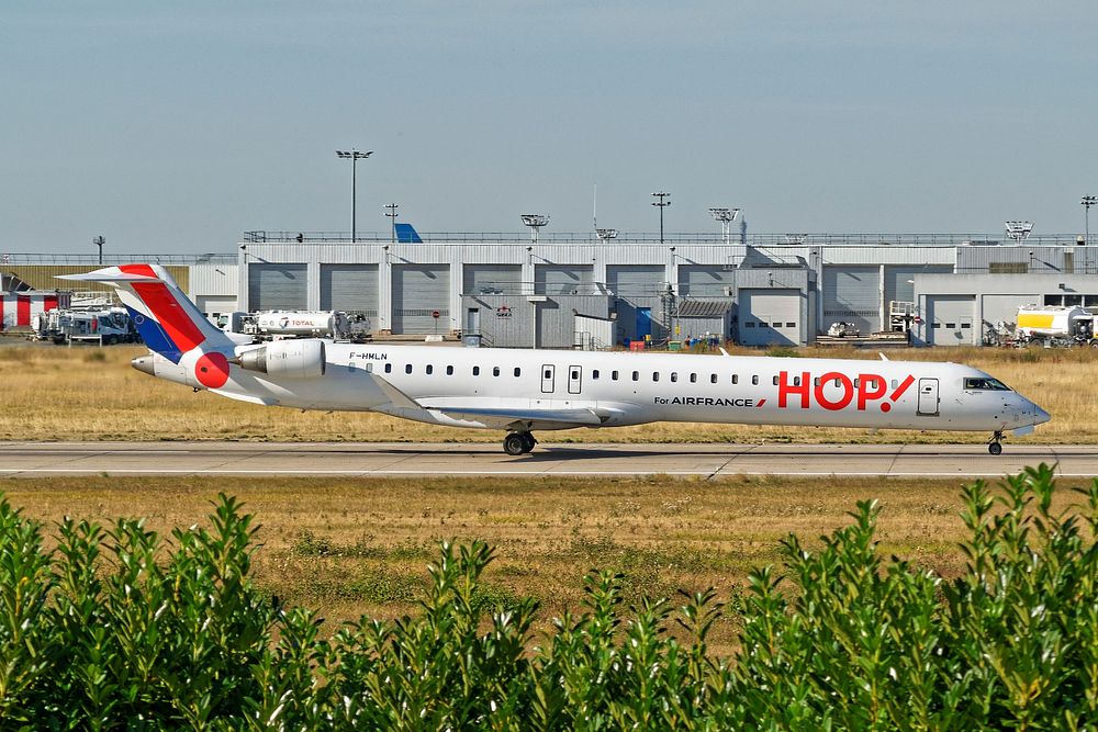 HOP! F-HMLN Bombardier CRJ-1000, LFPO Paris Orly airport, 17/09/2018.