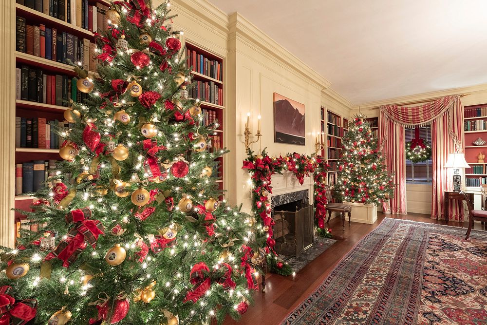 White House Christmas 2018The Library of the White House is decorated for the holiday season Monday, Nov. 26, 2018.…