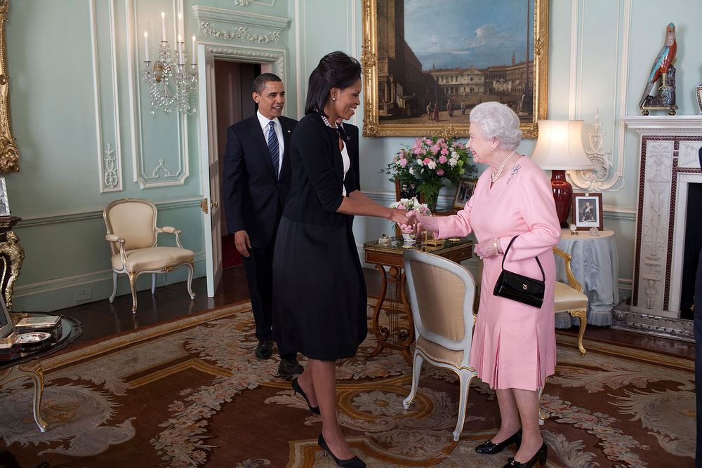 President Barack Obama and First Lady Michelle Obama are welcomed by Her Majesty Queen Elizabeth II to Buckingham Palace in…
