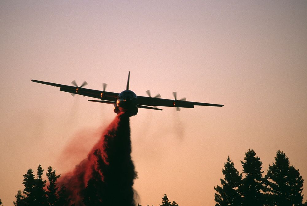 Ochoco National Forest, Hash Rock Fire, retardent drop. Original public domain image from Flickr