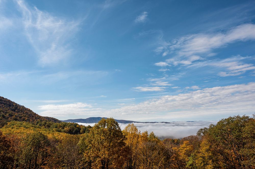 Mountain view in autumn. Free public domain CC0 photo.