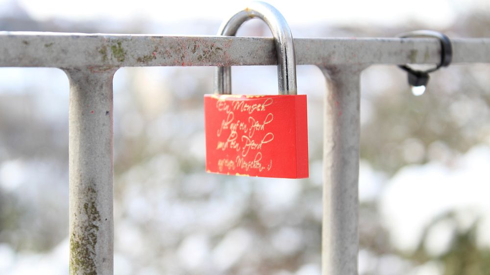 Stainless steel padlock, love lock. Free public domain CC0 photo