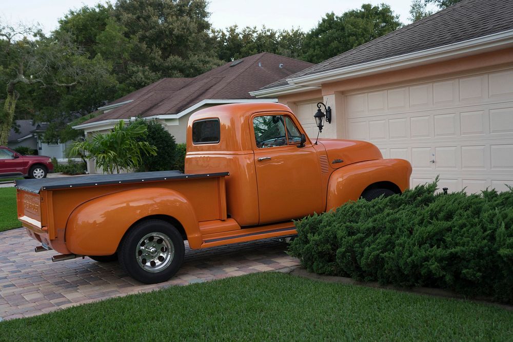 Pickup truck. Free public domain CC0 photo.