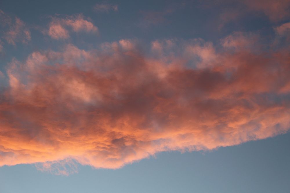 Sun setting sky background. Free public domain CC0 photo.