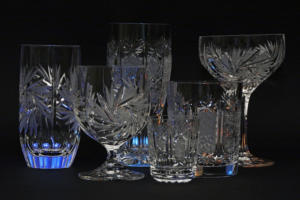 Transparent & clear crystal glasses. Free public domain CC0 image