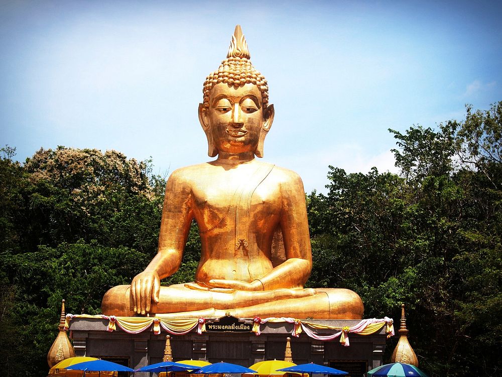 Golden Buddha statue. Free public domain CC0 photo.