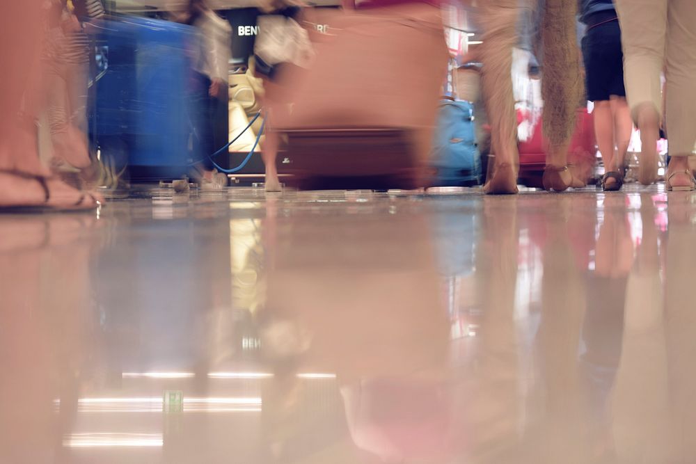 Busy at airport, background photo. Free public domain CC0 image.
