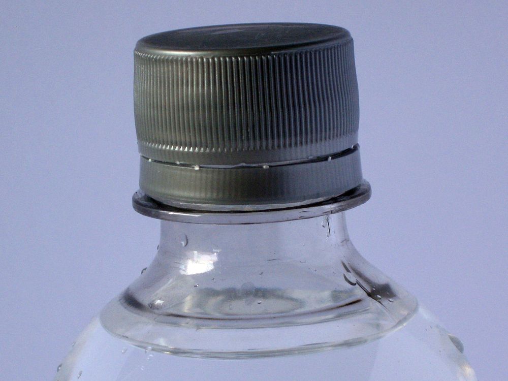Plastic bottle. Free public domain CC0 image.