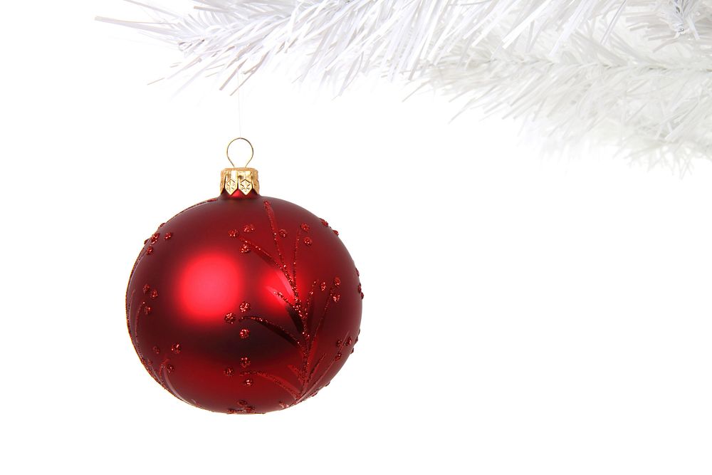 Close up on red Christmas tree ornament. Free public domain CC0 photo.