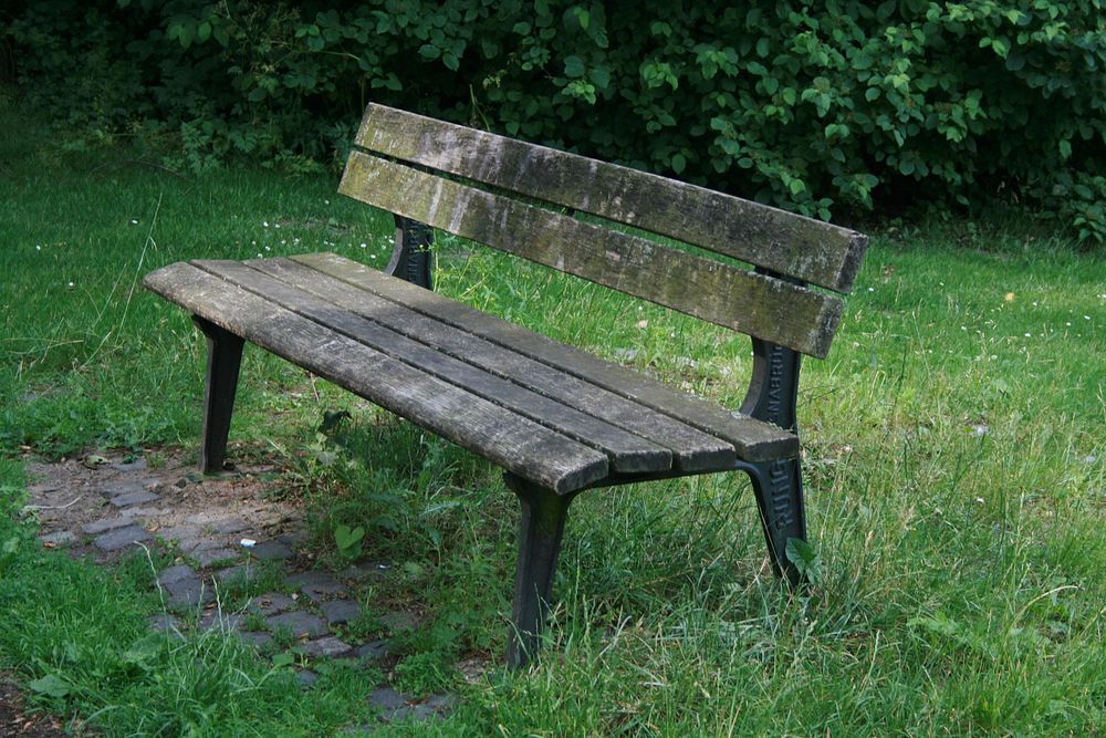 Rustic park bench. Free public domain CC0 photo