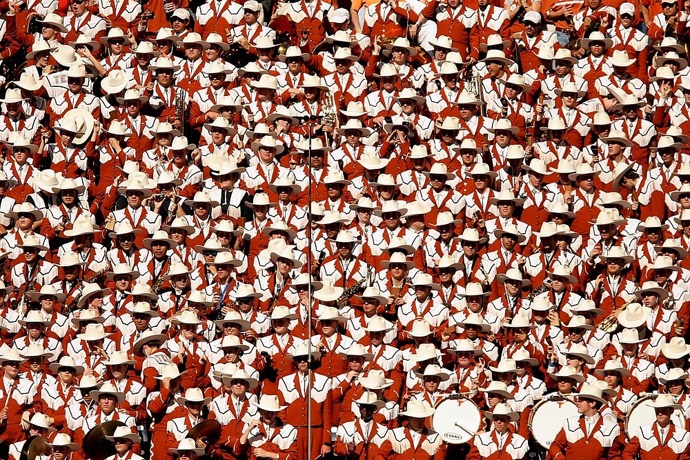 Marching band background. Free public domain CC0 photo.