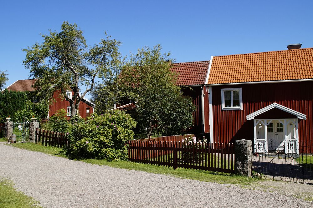 Traditional Swedish house in Sevedstorp. Free public domain CC0 photo.