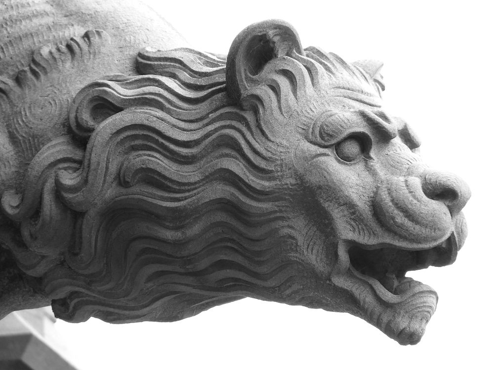 Lion statue. Free public domain CC0 photo.